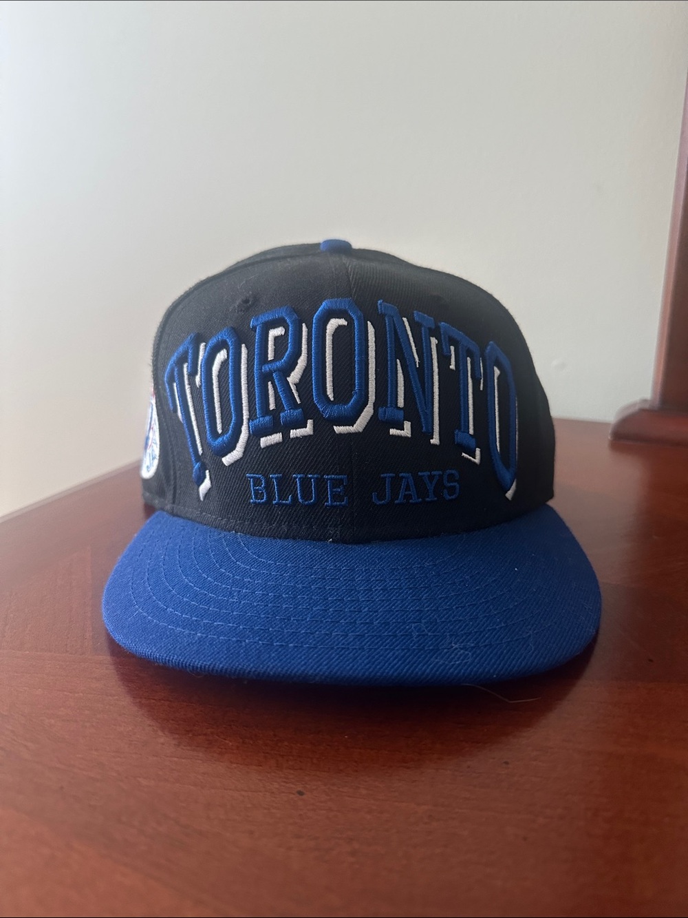 Toronto Blue Jays New Era Strapback Hat - Black & Royal Blue